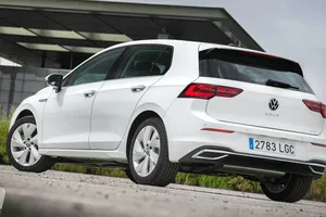 Volkswagen confirma cuál es el futuro del Golf, y no gustará a los amantes del motor térmico