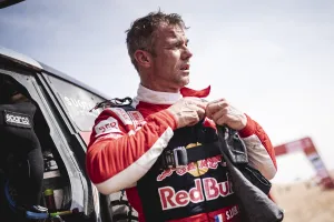 Las motos dan emoción a la Etapa 12 del Dakar, ya que Sébastien Loeb no da tregua