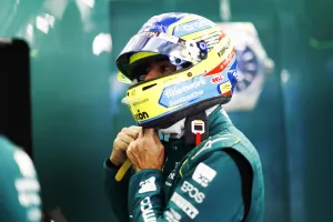 Fernando Alonso maravilla a sus jefes en Aston Martin: «Estamos ansiosos por verlo en carrera»