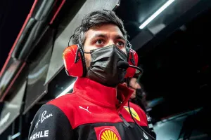 Vasseur hace cambios en la estrategia de Ferrari: Ravin Jain toma el lugar de Iñaki Rueda en el muro