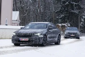 Los prototipos del nuevo BMW i5 se someten a una gran prueba de fuego de los eléctricos
