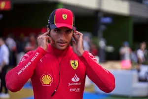 Carlos Sainz admite que «Red Bull ha matado a la oposición», pero abre una puerta a la esperanza