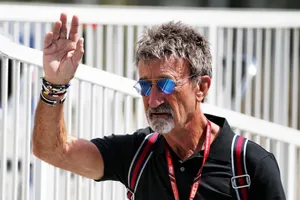 Eddie Jordan: «Culpo a Fernando Alonso por no tener 8 títulos de Fórmula 1, fue a por el dinero»