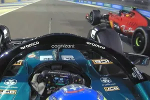 La impresionante lucha de Fernando Alonso y Carlos Sainz por el podio de Bahréin
