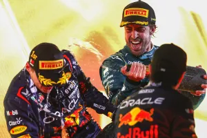 El podio de Fernando Alonso y Aston Martin 'escuece' de igual forma a Red Bull y Mercedes