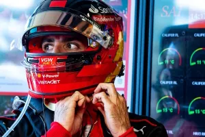 La FIA ha anunciado cuándo revisará la sanción de Carlos Sainz en el GP de Australia