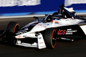 Mitch Evans lidera el 1-2 de Jaguar en el ePrix de Berlín: ¡Hay nuevo 'coco' en la Fórmula E!