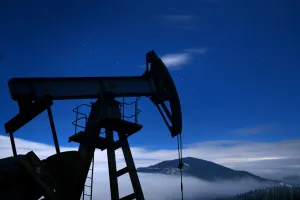 Por qué la OPEP reduce la producción de petróleo y cómo afectará al precio de la gasolina