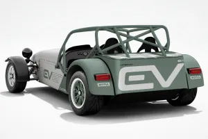 Y se hizo realidad, aunque en formato prototipo. Así es el Caterham EV Seven eléctrico
