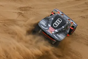 El Audi RS Q e-tron E2 recibe un dosis de potencia extra de cara al Dakar 2024