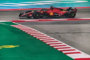 Carlos Sainz acaba quinto en un día difícil para Ferrari: «Estoy un poco frustrado, se ha hecho larga la carrera»