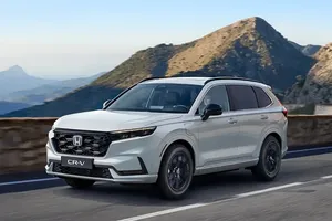 El sorprendente precio (en Alemania) del nuevo Honda CR-V deja entrever un SUV que aspira ser Premium y competir con Mercedes