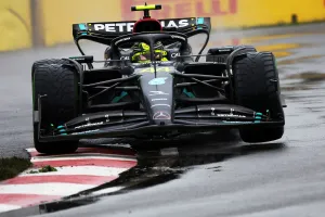 Lewis Hamilton, decidido a convertir la carrera de Fernando Alonso en un «infierno»