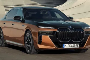 Hasta 559 km de autonomía y 659 CV, el nuevo BMW i7 M70 xDrive ya tiene precio en España (y no es barato)