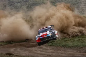 Sébastien Ogier y Kalle Rovanperä se marcan en la distancia en el Safari Rally
