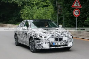 El nuevo BMW Serie 2 Gran Coupé aparece en unas fotos espía, el competidor del Audi A3 Sedán y Mercedes CLA estrenará imagen en 2025