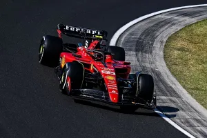 Carlos Sainz justifica la estrategia de Ferrari y se centra en los rivales: «Nos debe preocupar Mercedes»