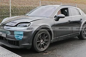 El SUV que salvó a Porsche se transforma en un vehículo eléctrico, primeras fotos espía del nuevo Cayenne EV
