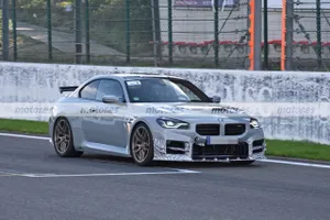 AC Schnitzer se adelanta al salvaje BMW M2 CS, el nuevo ACS2 Sport cazado sin camuflaje en el circuito de Spa-Francorchamps