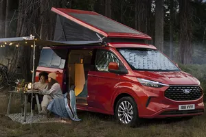 Ford Transit Custom Nugget 2024, una camper de nueva generación repleta de novedades y con motor PHEV