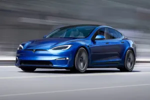 Los Tesla Model S y Model X estrenan nuevas versiones más baratas con un «truco» que adoptarán las marcas de eléctricos a largo plazo