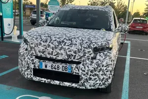 Citroën se adelanta al Dacia Sandero con un coche eléctrico asequible, el nuevo ë-C3 al detalle en estas fotos espía