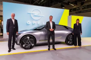 Opel dice adiós a los motores de combustión, sus nuevos coches serán exclusivamente eléctricos a partir de 2025