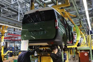 Las nuevas Ford Transit y Tourneo Courier entran en producción junto al Puma, el dúo de pequeñas furgonetas llega a finales de año