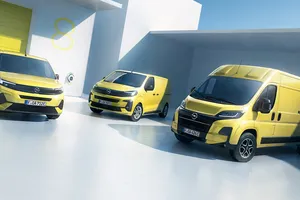 Opel renueva las furgonetas Combo, Vivaro y Movano, ahora más tecnológicas y con nuevo diseño