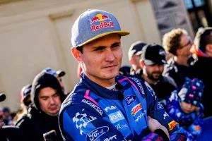 Adrien Fourmaux pilotará el Ford Puma Rally1 de Pierre-Louis Loubet en Japón