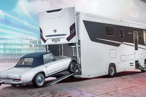 Grandeza sobre ruedas, la Concorde Liner 1090 GIO es una autocaravana con garaje propio y un interior como el de un Loft de lujo