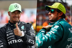 La cualidad por la que Fernando Alonso admira a Lewis Hamilton: «Siempre lo ha hecho muy bien»