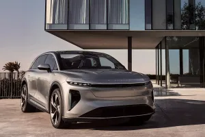 Siete Plazas y +700 km de autonomía, el nuevo Lucid Gravity es un SUV eléctrico tan lujoso como el Mercedes-Maybach EQS SUV