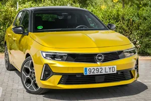 El Opel Astra estrena la gama 2024, una oferta más simple con menos acabados y nuevos precios