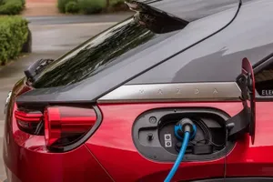 Mazda sí apostará por los coches eléctricos (poco potentes), con 8 nuevos modelos hasta 2030