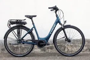 Trek District+ Lowstep, una eBike urbana con suspensión y motor Bosch, ahora con 479 euros de descuento