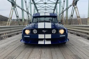Un Ford Mustang GT convertido en una pick-up, una creación inédita que luce así de espectacular