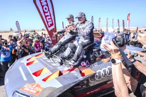 El cuarto Dakar de Carlos Sainz es el éxito más inteligente y notorio del 'Matador'