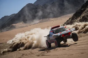 Mattias Ekström y Audi se anotan el prólogo del Dakar 2024 en coches
