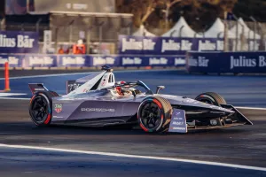 Pascal Wehrlein vence al 'ejército' Jaguar para lograr la pole del ePrix de Ciudad de México