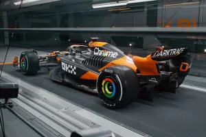 ¿Un rival menos para Aston Martin? McLaren tardará «unos meses» en solucionar algunos de los problemas heredados de 2023