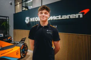 Taylor Barnard es el nuevo piloto reserva y de desarrollo de McLaren en Fórmula E