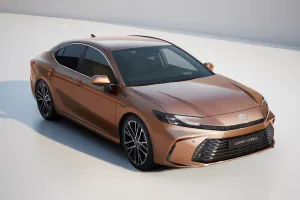 El Toyota Camry llegará a Europa, la berlina híbrida y con etiqueta ECO fusiona lujo, tecnología y eficiencia con un diseño de vanguardia