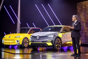 El CEO de Renault y la tibieza de España con el coche eléctrico. ¿Arriesgar con algo que no se vende?, «es vuestra elección»