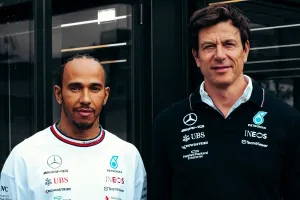 Toto Wolff desvela cómo le contó Lewis Hamilton que iba a dejar Mercedes: «Fue una conversación de una hora»