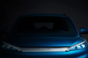 BYD dará la última estocada a los coches diésel con sus nuevos híbridos enchufables que apuntan a los 2.000 km de autonomía