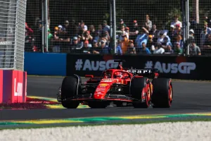 Charles Leclerc lidera la revolución de Ferrari con Fernando Alonso rozando el Top 5