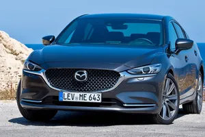 ¿Habrá un Mazda6 100% eléctrico? El último movimiento de Mazda abre la puerta a un rival para el Tesla Model 3