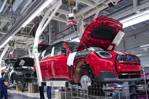 El nuevo MINI Countryman Eléctrico entra en producción, el SUV estará en las carreteras europeas en mayo