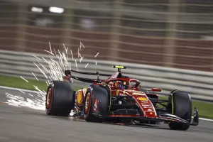 El 'nuevo' Carlos Sainz brilla en Baréin: «La última vez que pude atacar fue hace 13 o 14 carreras»
